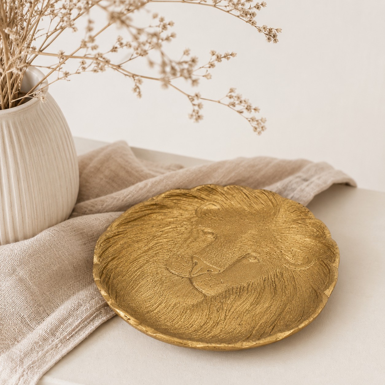 Schaaltje Leeuw Goud